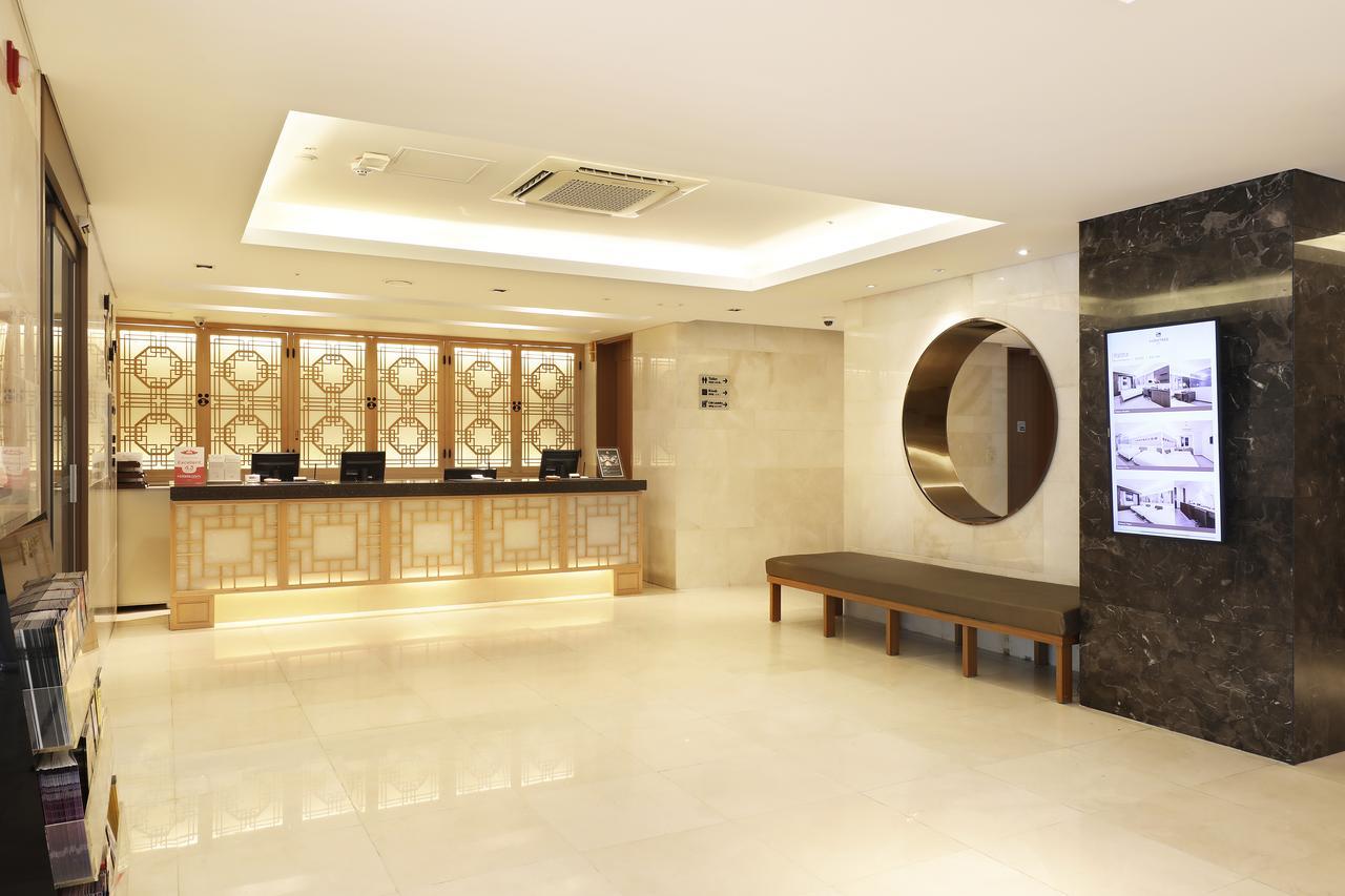 Hotel Aventree Jongno Сеул Экстерьер фото
